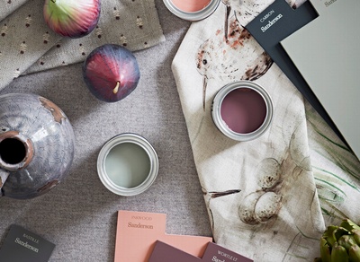 Purple and blue paint pot samples